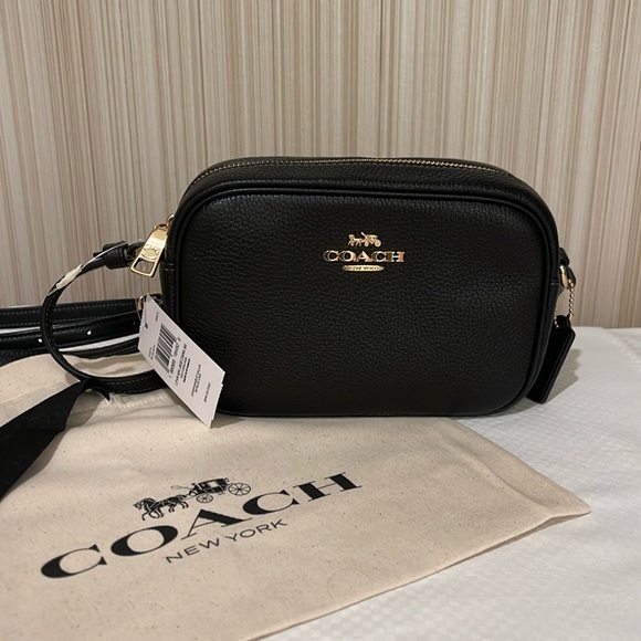 Retail $278 COACH Women’s Bag. NWT Coach Crossbody. Store bag included. - Picture 2 of 15